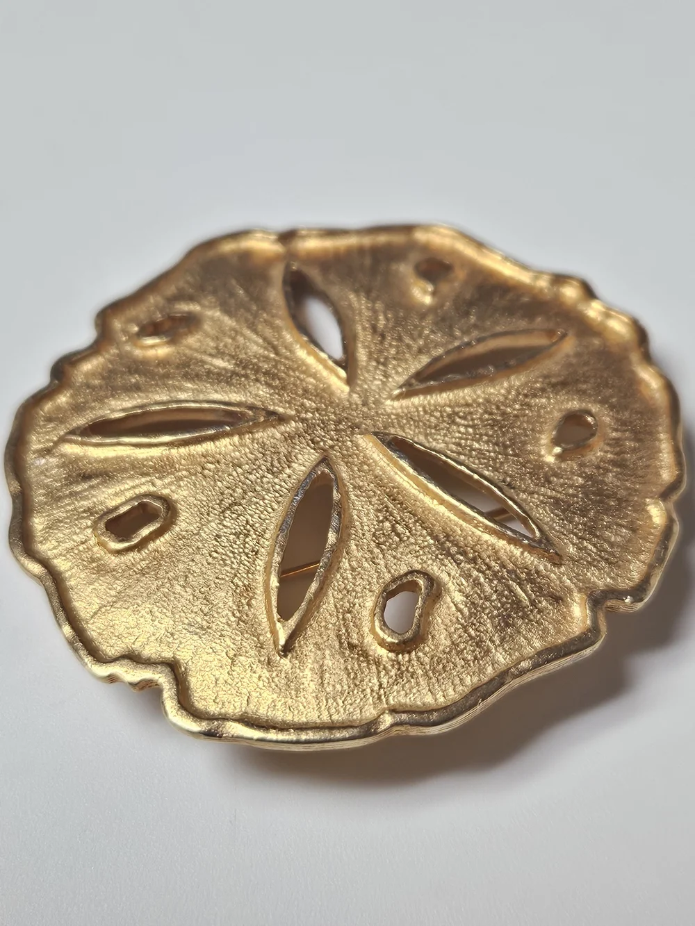 Large Gold Sand Dollar Brooch